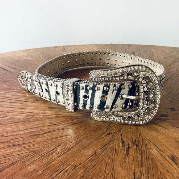 Western Zebra Print Leather Belt with Rhinestone & Studs - Size 28-34” - Picture 4 of 11